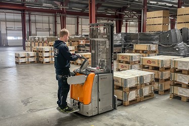 Supply Center Ansætter Lager Og Logistikoperatørelev 0002